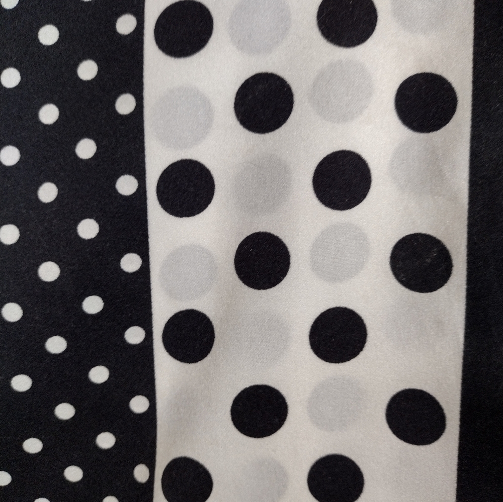 Scarf - Picture 5 of 5